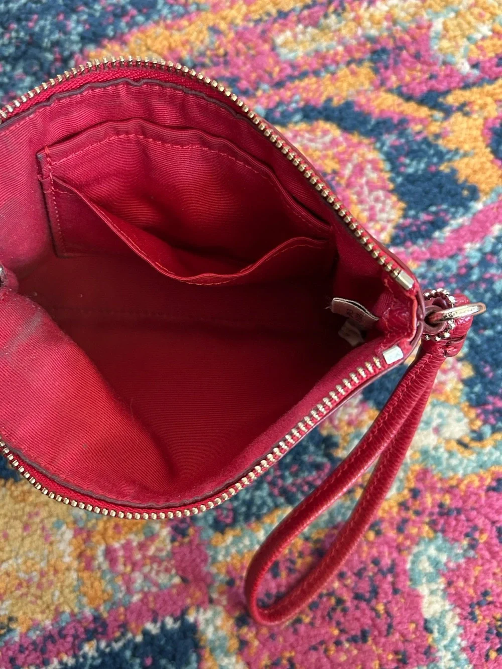 Coach | Women’s Red Leather Top Zip Wristlet Wallet Gold Logo Red Hand Tag OS
